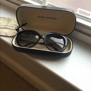 Louis Vuitton Bluebell Sunglasses